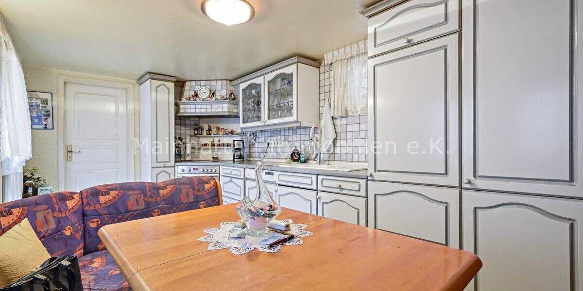 Einfamilienhaus Bad Homburg vor der Höhe Kirdorf - 7 Zimmer, 205 m&sup2;, 600.000&euro; | Angebot:25779312