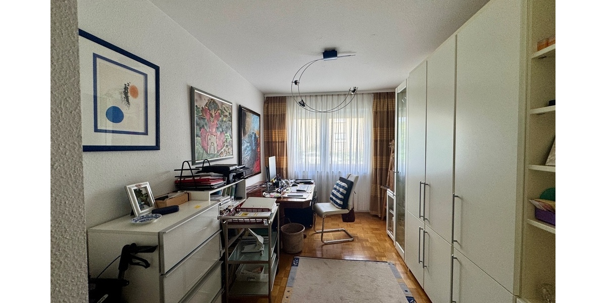 Oberursel: Kapitalanlage! Großzügige 5-Zimmerwohnung in absoluter Ruhe- und Sonnenlage! - Etagenwohnung Oberursel | Angebot:26905038