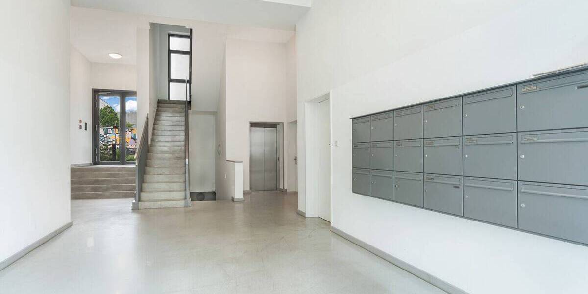 Etagenwohnung Frankfurt am Main Ostend - 2 Zimmer, 127 m&sup2;, 1.150.000&euro; | Angebot:26683594