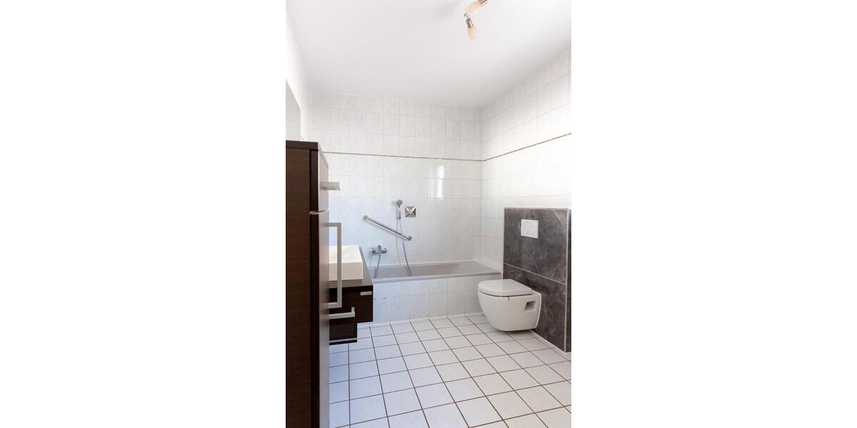 Etagenwohnung Hofheim am Taunus - 3 Zimmer, 85 m&sup2;, 365.000&euro; | Angebot:27190495