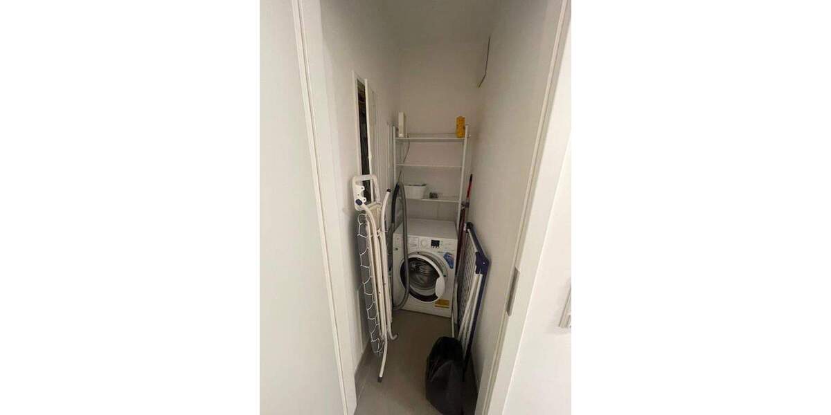 Stilvolle, neuwertige 1,5-Zimmer-Erdgeschosswohnung mit Einbauküche in Frankfurt am Main 1 zimmer