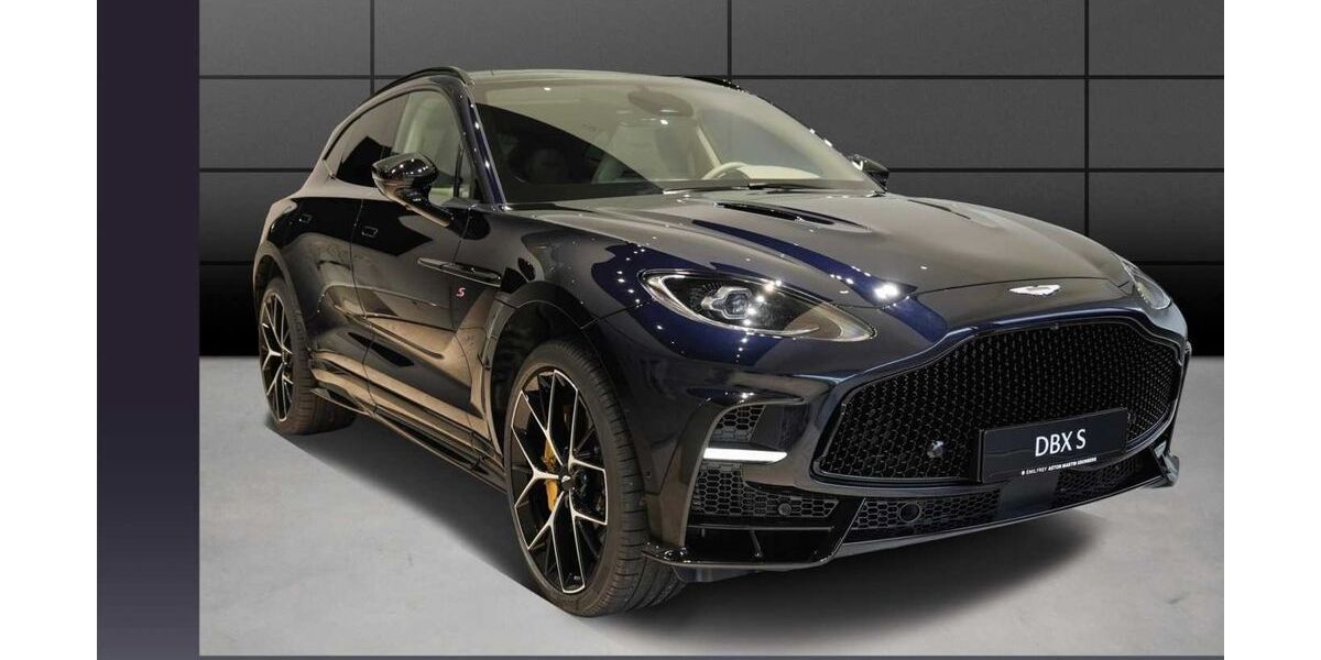 Aston Martin DBX 3.990 km 259.650 &euro; Kronberg 61476