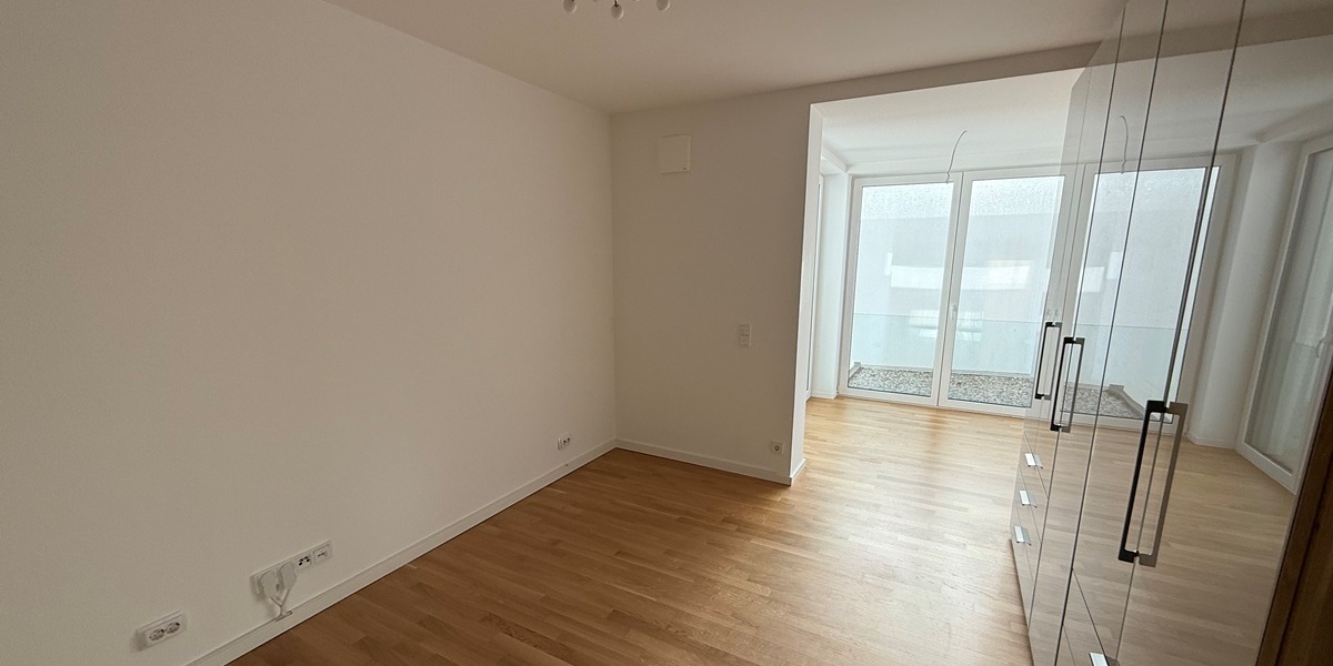 Bad Soden: Moderne und komfortable 3,5 Zimmer Wohnung in Neuenhain - Etagenwohnung Bad Soden | Angebot:24426174