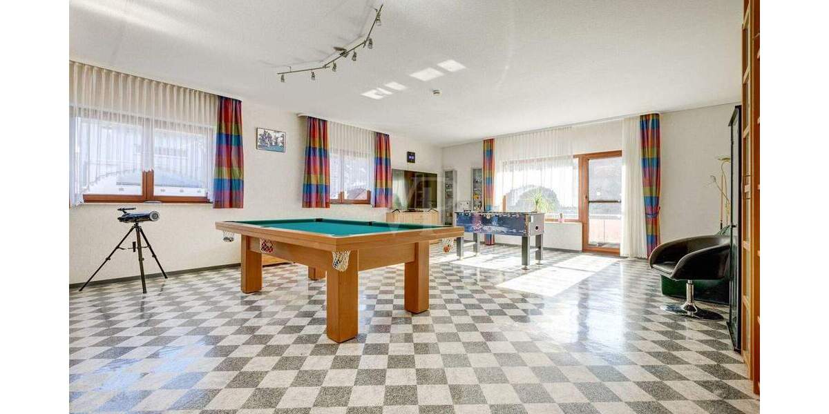 Einfamilienhaus Eppstein Vockenhausen - 1 Zimmer, 284 m&sup2;, 850.000&euro; | Angebot:25800934