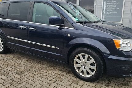 Chrysler Grand Voyager 159.370 km 9.900 &euro; Erlensee 63526