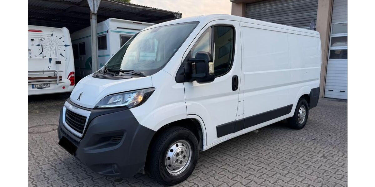 Peugeot Boxer 190.000 km 6.990 &euro; Frankfurt am Main 65933