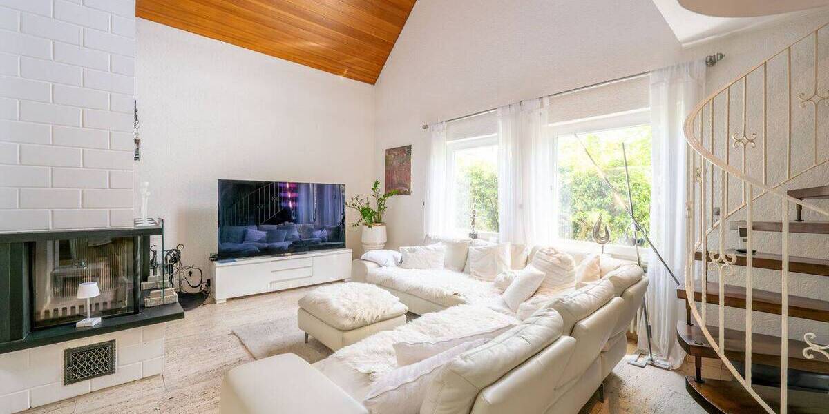 Einfamilienhaus Frankfurt am Main Nieder-Eschbach - 8 Zimmer, 291 m&sup2;, 1.285.000&euro; | Angebot:26685208