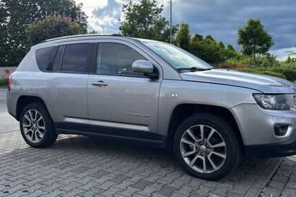 Jeep Compass 190.000 km 6.100 &euro; Frankfurt am Main 60437