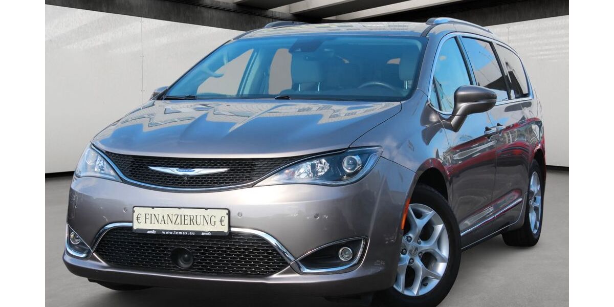 Chrysler Pacifica 83.000 km 21.899 &euro; Frankfurt am Main 60386