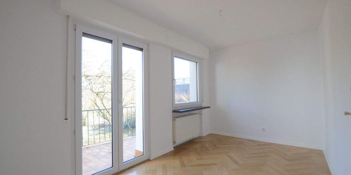 Einfamilienhaus Eschborn Niederhöchstadt - 5 Zimmer, 144 m&sup2;, 2.600&euro; | Angebot:25698554