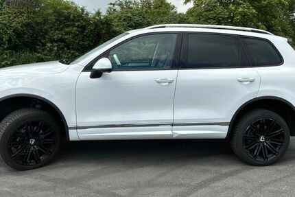 VW Touareg 289.000 km 14.000 &euro; Rüsselsheim 65428