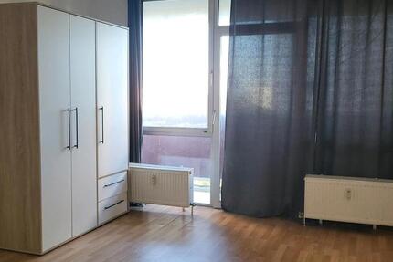 Wohnung Frankfurt am Main Eschersheim - 2 Zimmer, 67 m&sup2;, 670&euro; | Angebot:26410130