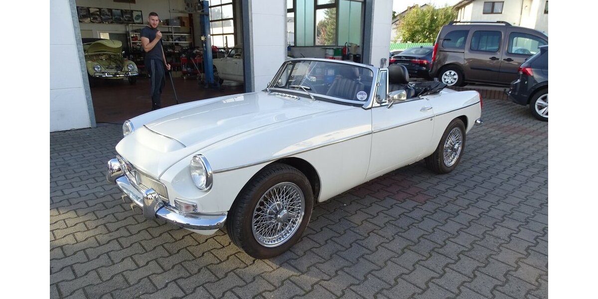 MG B Unikat V8 Alu Motor 2.195 km 22.990 &euro; Rodgau 63110