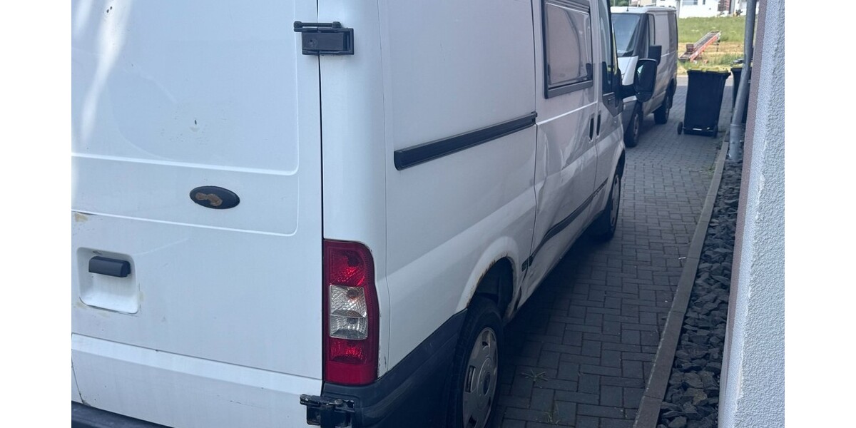 Ford Transit 233.000 km 3.100 &euro; Niddatal 61194