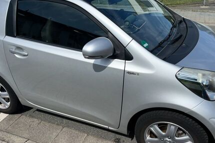 Toyota IQ 208.000 km 3.800 &euro; weiterstadt 64331