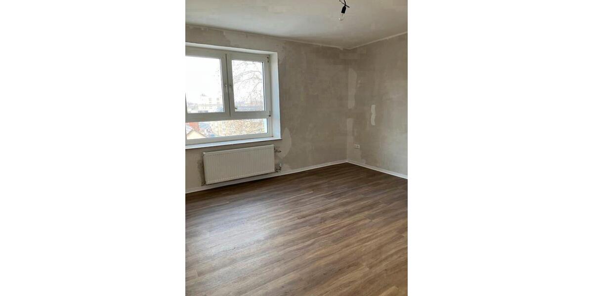 Grosse 3 Zimmerwohnung mit Aufzug und Balkon 3 zimmer