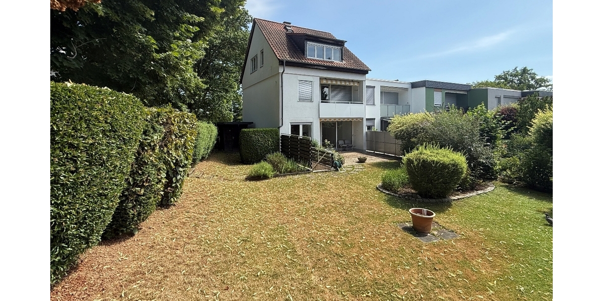 Schwalbach: Reihenendhaus mit viel Platz und großem Garten für Ihre Familie - Reihenendhaus Schwalbach | Angebot:27108464
