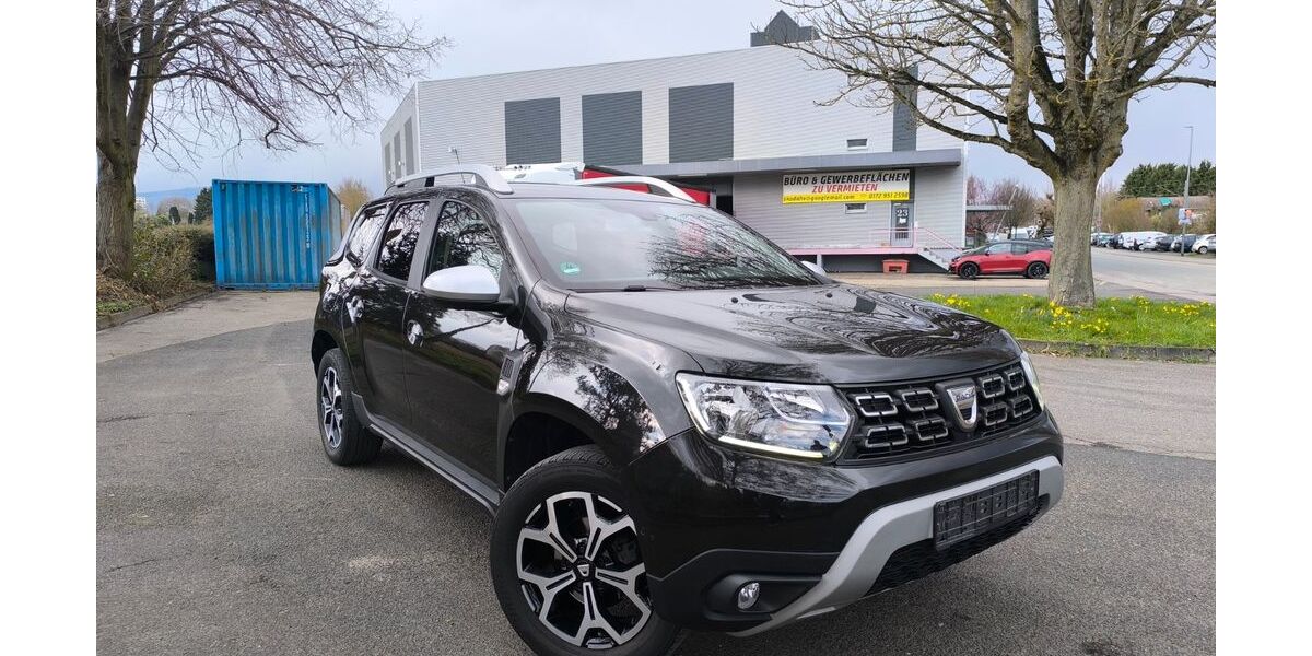 Dacia Duster 69.000 km 14.700 &euro; Steinbach Taunus 61449