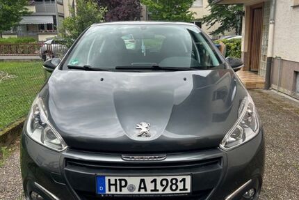 Peugeot 208 106.035 km 5.600 &euro; Ginsheim Gustavsburg 65462