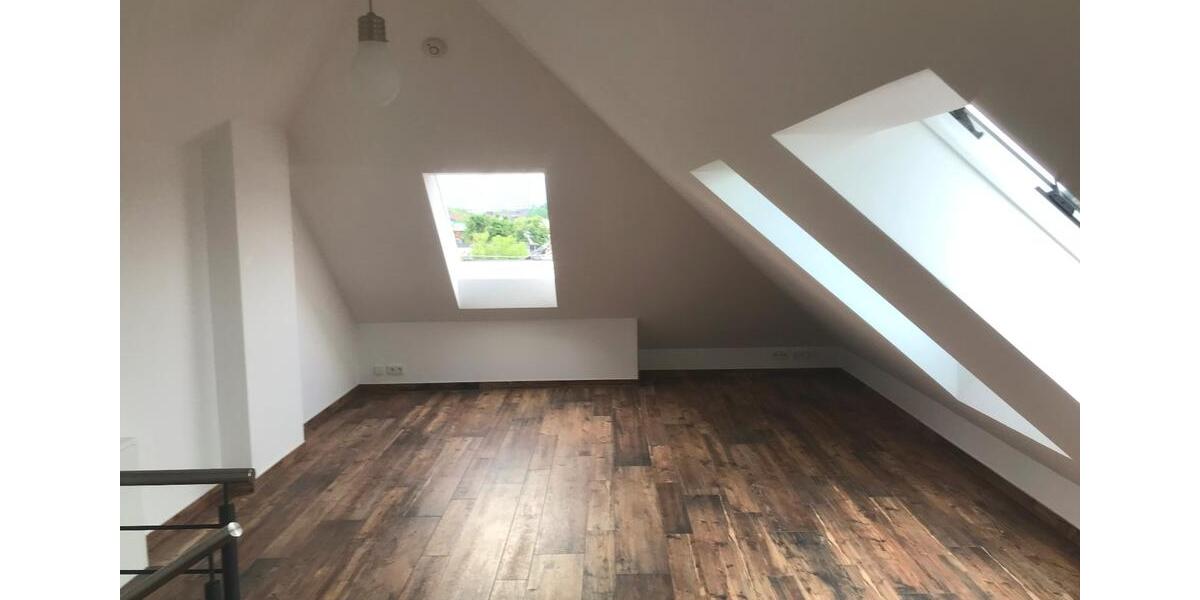 Maisonettenwohnung Frankfurt am Main Unterliederbach - 3 Zimmer, 82 m&sup2;, 1.350&euro; | Angebot:25722433