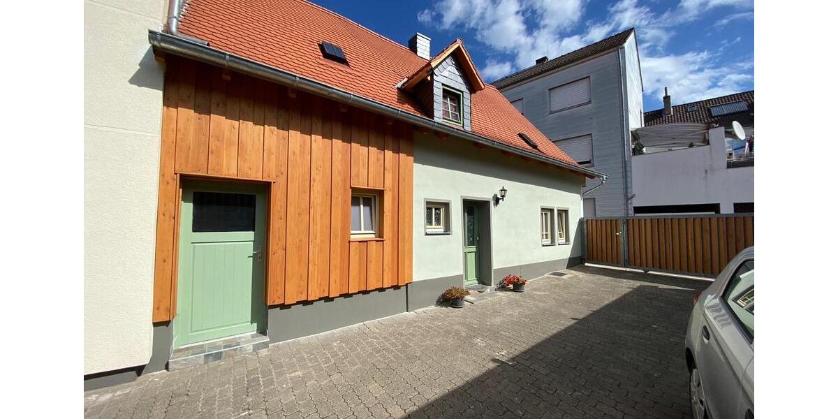 Einfamilienhaus Hanau Großauheim - 11 Zimmer, 204 m&sup2;, 565.000&euro; | Angebot:27079849