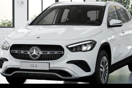 Mercedes-Benz GLA 180 9.900 km 36.350 &euro; Frankfurt 60599