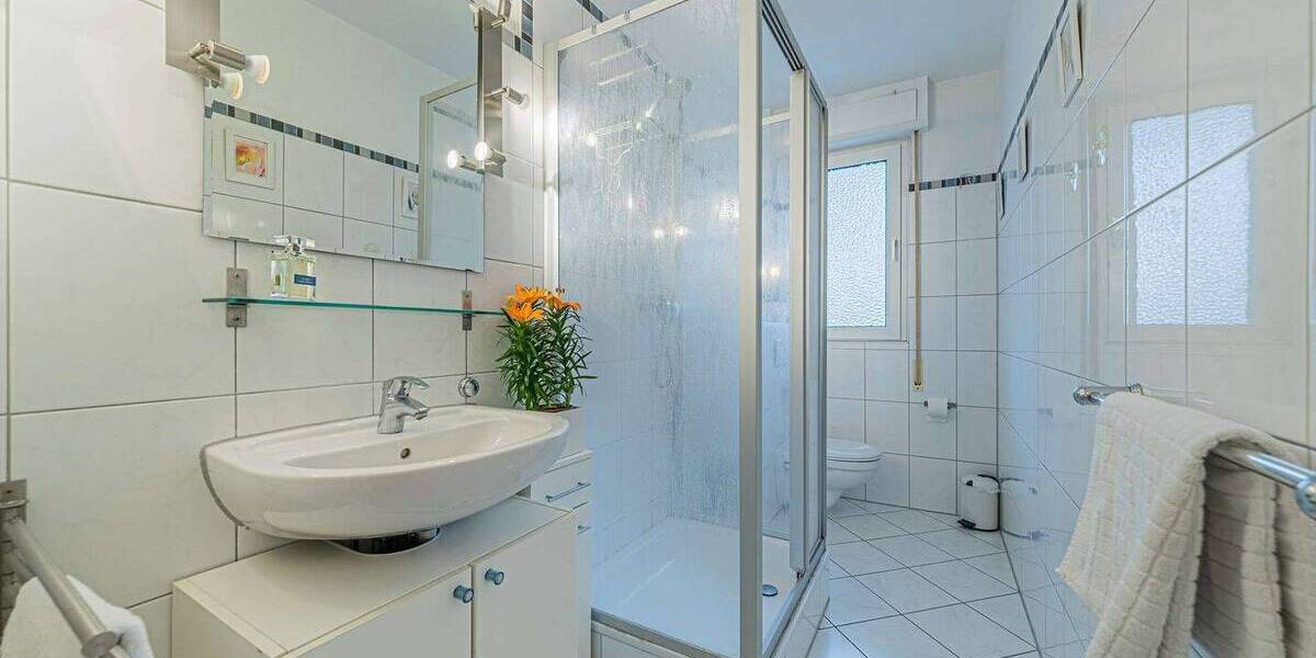 Etagenwohnung Frankfurt am Main Westend-Süd - 3 Zimmer, 78 m&sup2;, 2.900&euro; | Angebot:26739908