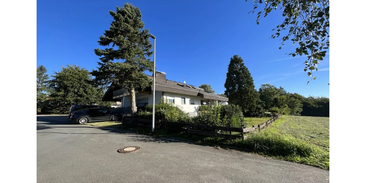 Dachgeschoßwohnung Schmitten im Taunus - 3 Zimmer, 77 m&sup2;, 140.000&euro; | Angebot:25894303