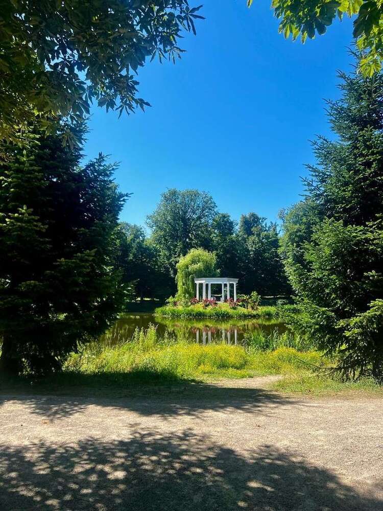 Haus zum Mieten in Bad Homburg 6.500 € 400 m²