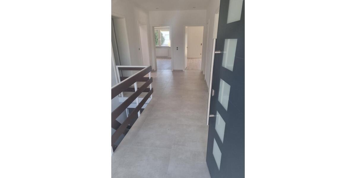 Doppelhaushälfte Mainhausen - 6 Zimmer, 160 m&sup2;, 1.800&euro; | Angebot:25297128