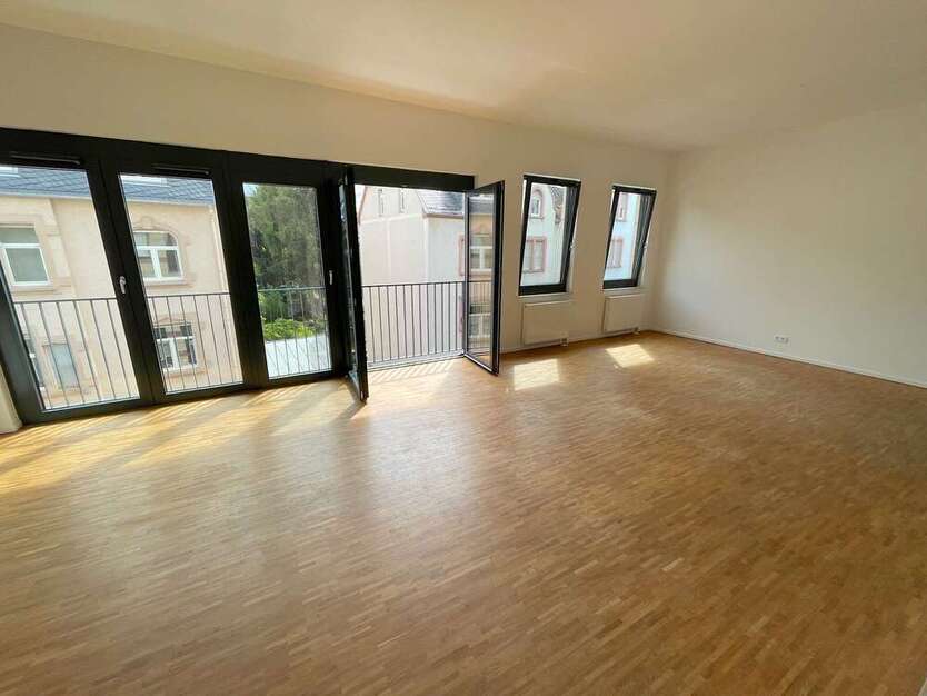 Wohnung zum Mieten in Frankfurt 1.415 € 101.36 m²