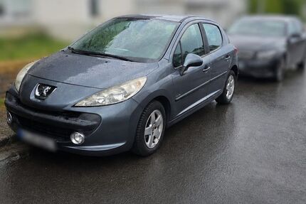 Peugeot 207 145.000 km 1.999 &euro; Ronneburg 63549