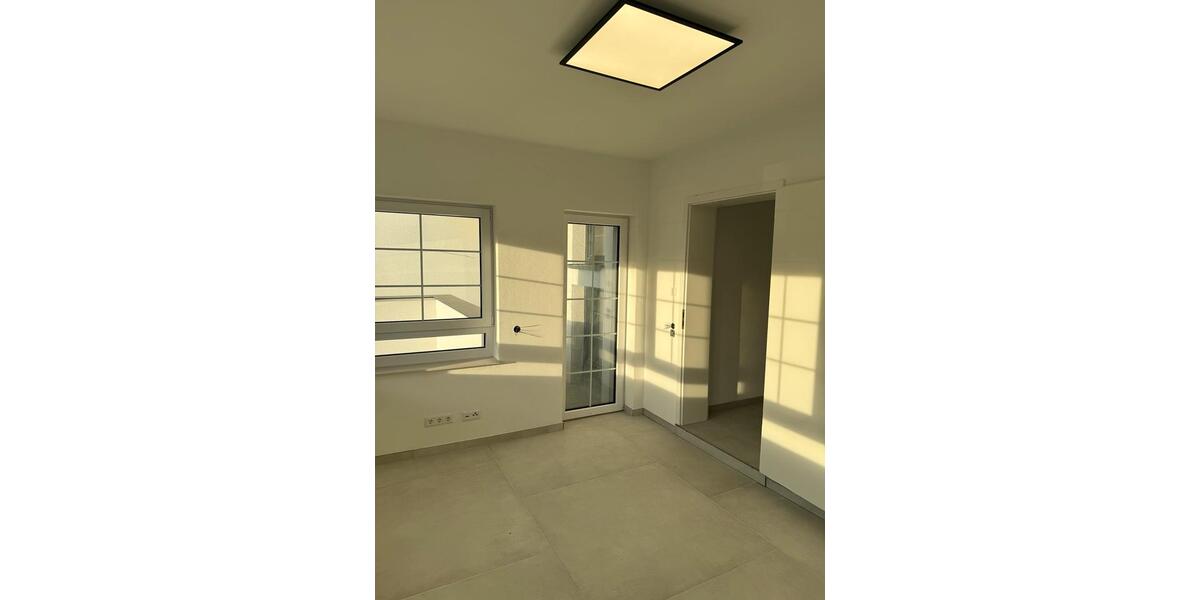 Etagenwohnung Offenbach am Main Bieber - 5 Zimmer, 146 m&sup2;, 2.409&euro; | Angebot:24600742