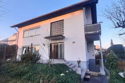 Haus Büttelborn - 10 Zimmer, 135 m&sup2;, 570.000&euro; | Angebot:25774035