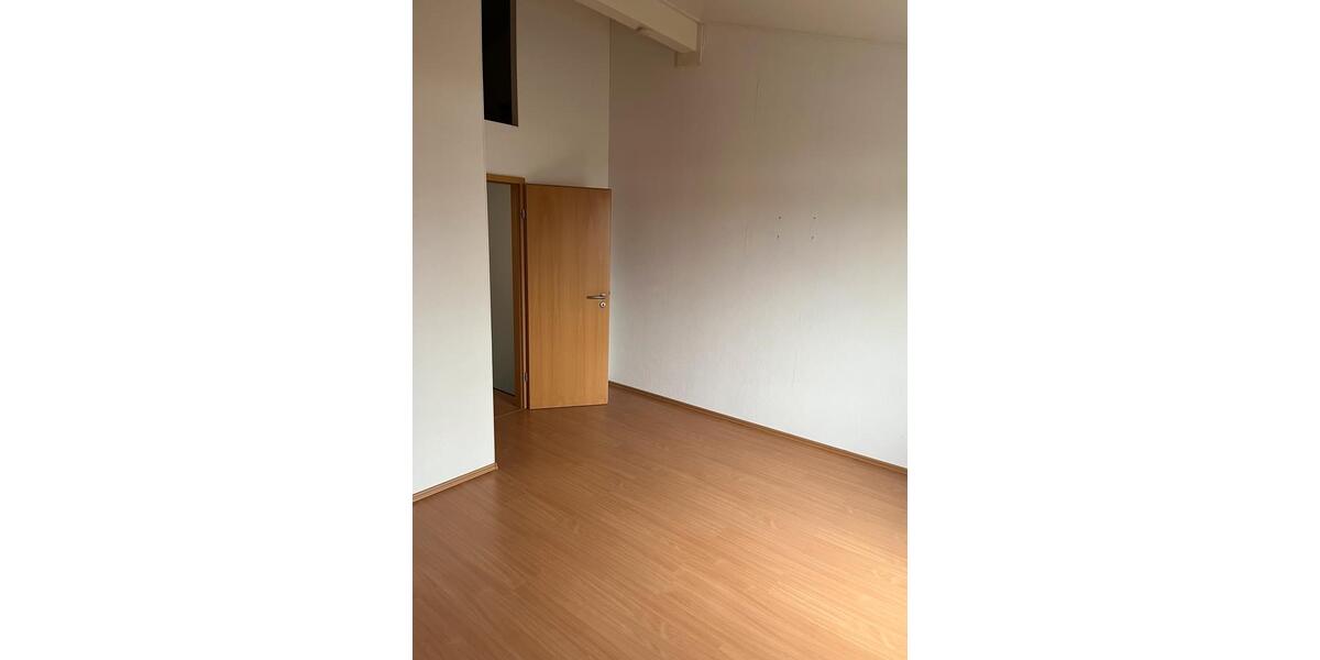 Reihenhaus Hanau Lamboy - 3 Zimmer, 81 m&sup2;, 360.000&euro; | Angebot:25054787