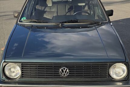 VW Golf 124.443 km 7.000 &euro; Mörfelden-Walldorf 64546