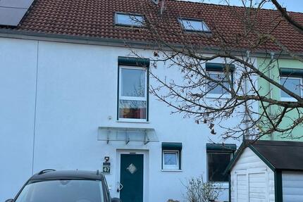 Reihenmittelhaus mit 5 Zimmern in Maintal 5 zimmer