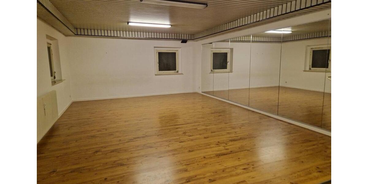 Gewerbeobjekt Frankfurt am Main Unterliederbach - 800&euro; | Angebot:25424046