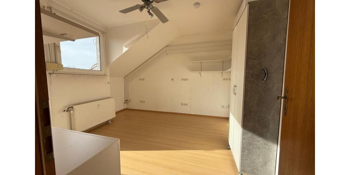 Doppelhaushälfte Griesheim - 7 Zimmer, 170 m&sup2;, 499.999&euro; | Angebot:24118316