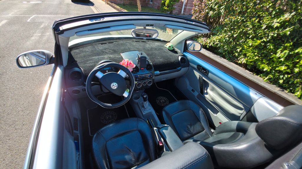 VW New Beetle 125.000 km 2.999 &euro; Limeshaiin 63694