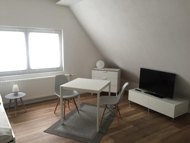 Etagenwohnung Frankfurt am Main Innenstadt 3 - 1 Zimmer, 25 m&sup2;, 890&euro; | Angebot:25417953