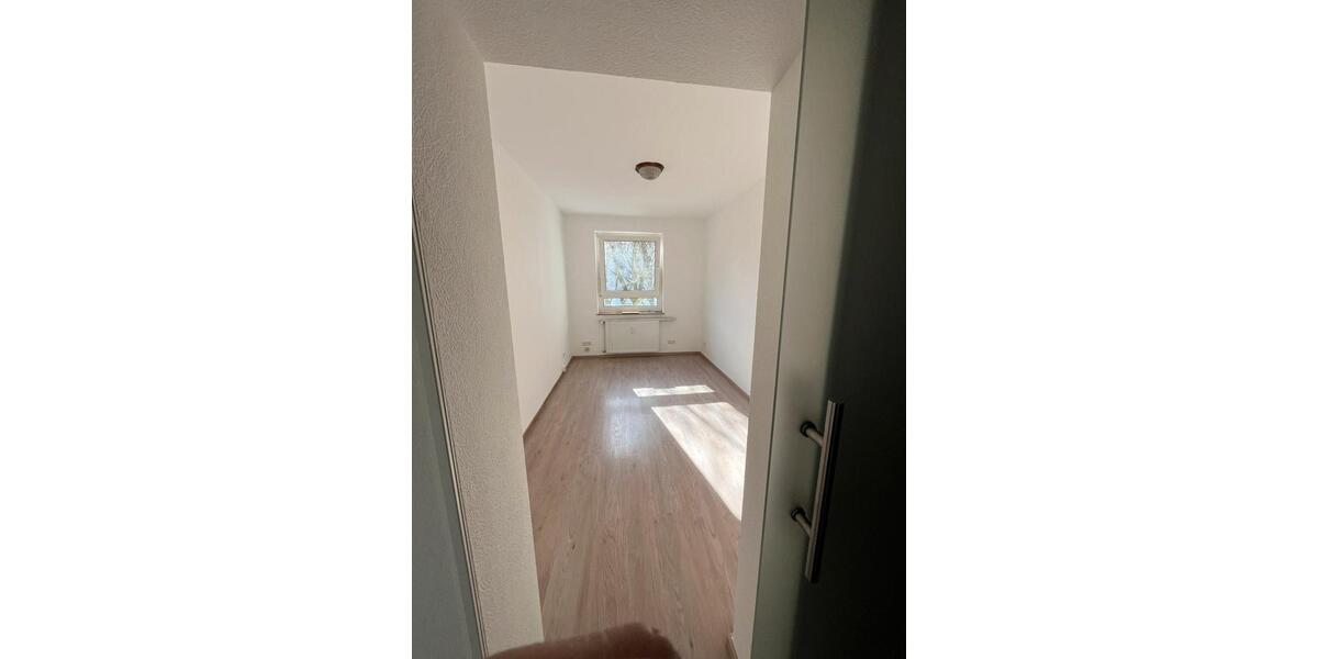 Etagenwohnung Bad Homburg vor der Höhe Gonzenheim - 3 Zimmer, 69 m&sup2;, 325.000&euro; | Angebot:26630268