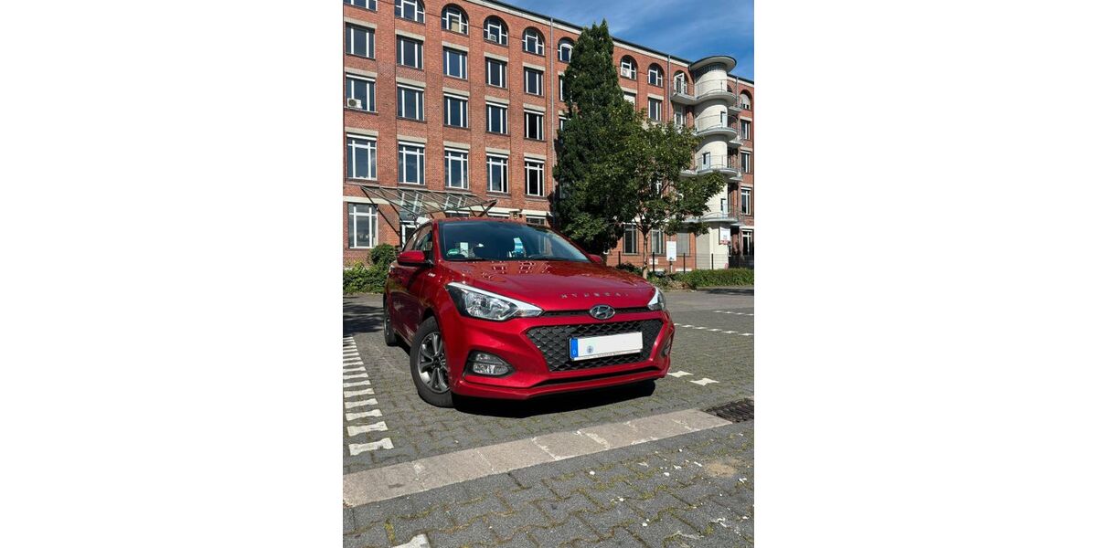 Hyundai i20 68.751 km 9.495 &euro; Frankfurt am Main 60322