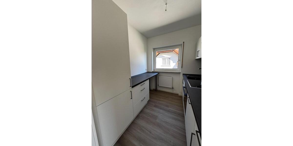 Etagenwohnung Oberursel (Taunus) - 3 Zimmer, 83 m&sup2;, 1.400&euro; | Angebot:26398502