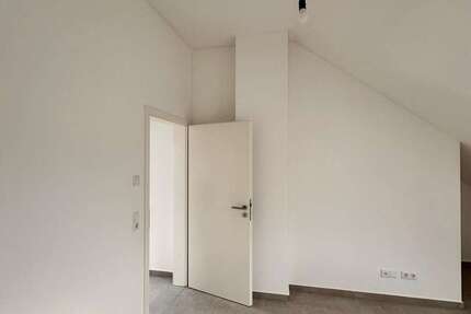 Wohnung Maintal - 4 Zimmer, 127 m&sup2;, 1.850&euro; | Angebot:26808142