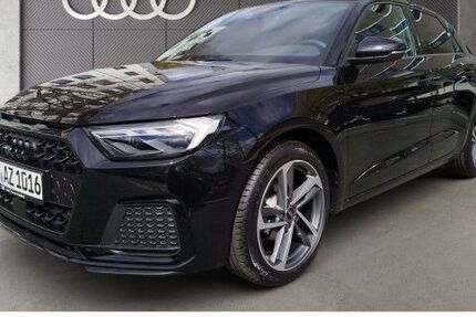 Audi A1 9.900 km 25.250 &euro; Frankfurt am Main 60314