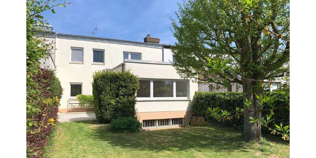 Einfamilienhaus Bad Homburg vor der Höhe Berliner Siedlung/Gartenfeld - 5.5 Zimmer, 100 m&sup2;, 595.000&euro; | Angebot:26327619