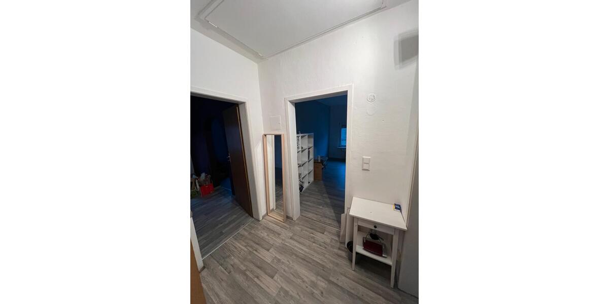 Dachgeschoßwohnung Frankfurt am Main Unterliederbach - 17 Zimmer, 76 m&sup2;, 520&euro; | Angebot:25395359