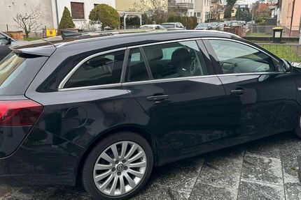 Opel Insignia 158.000 km 9.499 &euro; Frankfurt 60437