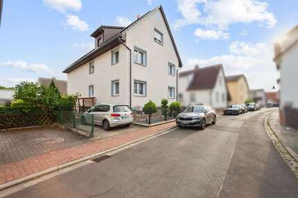 Haus zum Kaufen in Erlensee 980.000 € 252 m² 10 zimmer